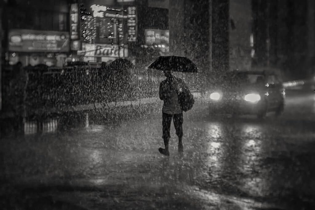 35 (Really) Beautiful Examples of Rain Photography